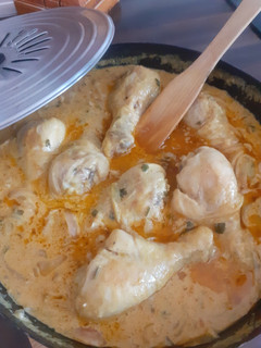 Una foto de Jamoncitos de pollo en salsa de mostaza 🐤