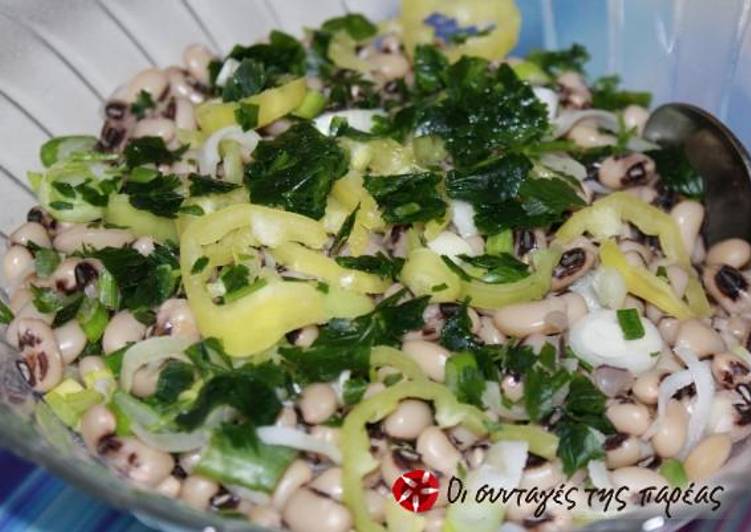Salad with black-eyed peas