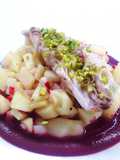 Sgombro al forno con crema di mirtilli e insalatina di mela verde, sedano e ravanelli