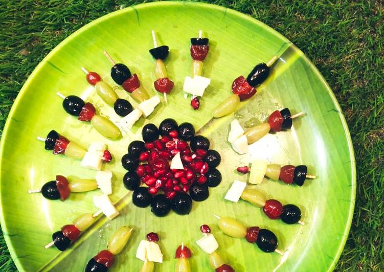 Fruit cheese poppers