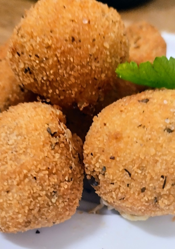 Una foto de Croquetas de pollo, con curry