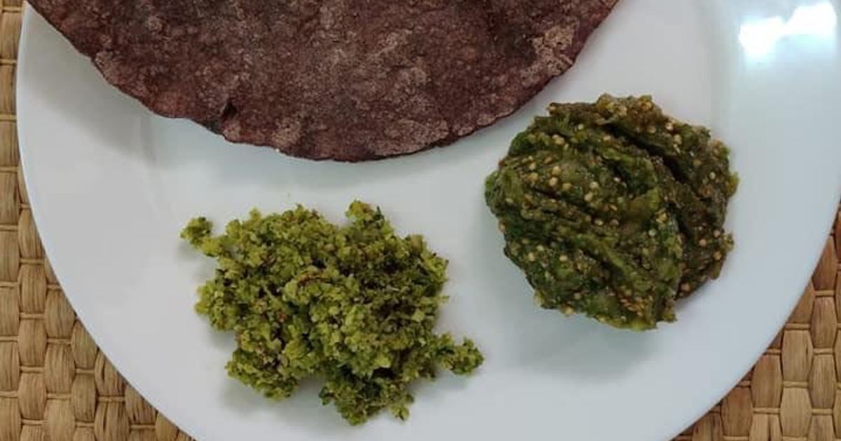 Matar Ragi Rotti Ragi Rotti With Roasted Brinjal Chutney And Coconut Chutney Recipe by ...