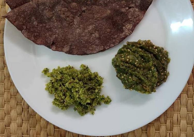 Ragi Rotti with Roasted Brinjal Chutney and Coconut Chutney