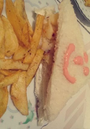 A picture of Potato sandwhich.