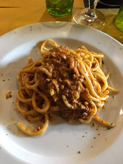 Una foto de Tallarines con ragú de ternera🐄