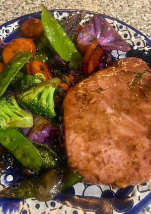 Una foto de Wok de atún estilo Teriyaki