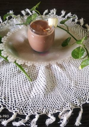A picture of Banana Nutella Milkshake.