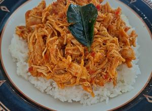 Foto resep Ayam suwir pedas daun jeruk