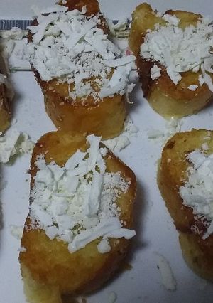 Una foto de Pan de ajo y mantequilla