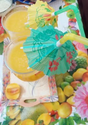 A picture of Peach sharbat (juice).