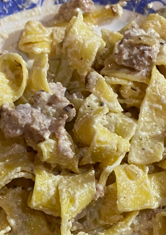 Una foto de Parpadelle alla norcina