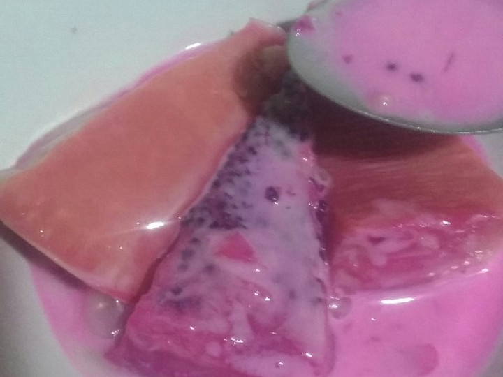 Bagaimana Membuat Puding Lapis Buah Naga Ekonomis Untuk Dijual