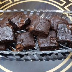 A picture of Classic Brownies.