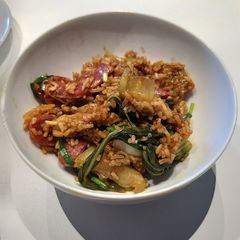 A picture of Claypot rice.