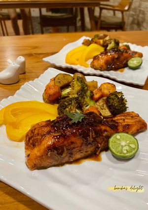 Foto resep Honey Glazed Salmon - Salmon bakar saus madu
