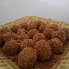 รูปของ Bola Milo / Bola Coklat / Cemilan Super Gampil 😄