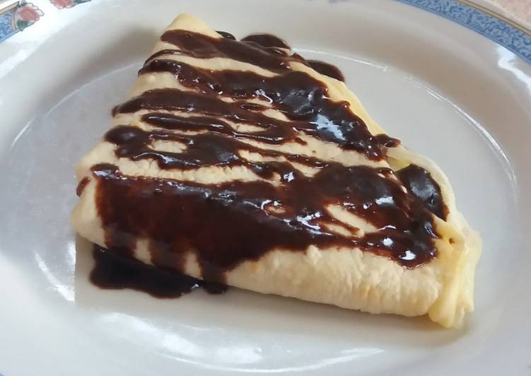 Gesztenyés palacsinta csokoládéöntettel