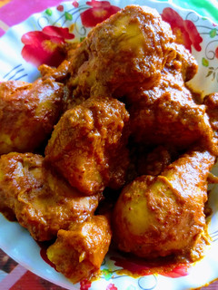 চিকেন কষা (chicken kosha recipe in bengali) রেসিপির প্রধান ছবি
