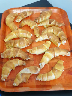 Házi vajas kifli recept fotója