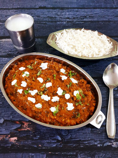 દાલ બુખારા (Dal Bukhara Recipe In Gujarati) રેસીપી મુખ્ય ફોટો