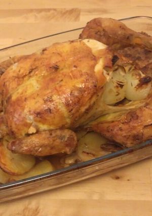 Foto principal de Pollo asado con patatas y champiñones
