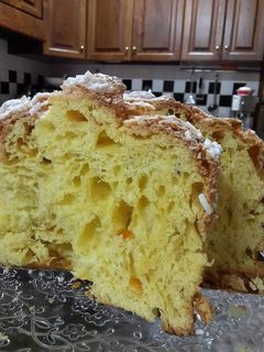 Foto di Colomba con pasta vecchia