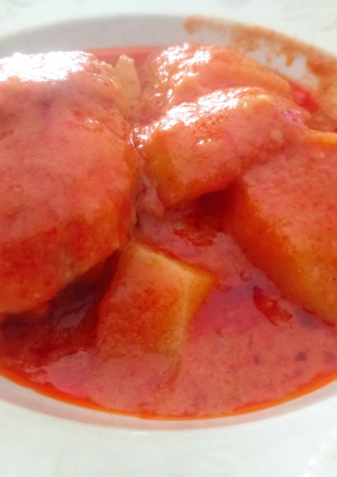 Una foto de Rape al romesco