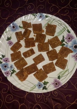 A picture of Daal ki barfi.