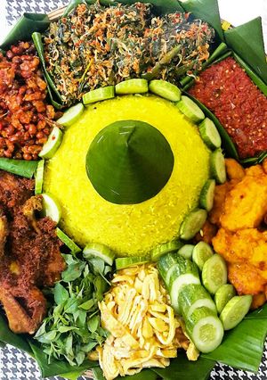 Foto resep Nasi Tumpeng