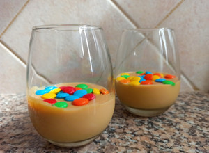 Una foto de Postre serenito casero