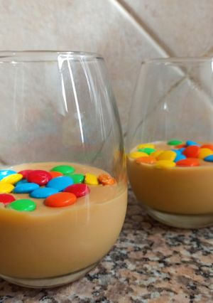 Una foto de Postre serenito casero