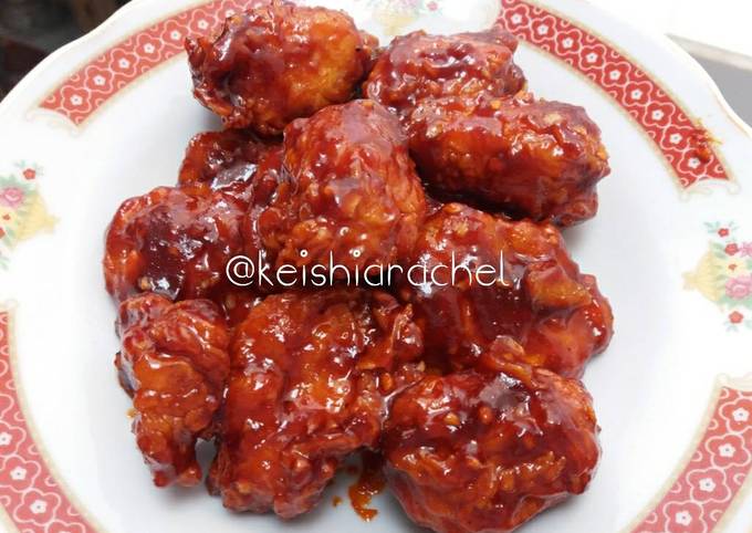 Yangnyeom-tongdak 🐔🇰🇷 (spicy korean fried chicken) #MaMaKei