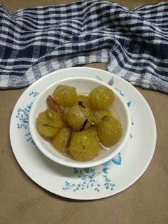 આમળા નો મુરબ્બો (Amla Murabba Recipe In Gujarati) રેસીપી મુખ્ય ફોટો