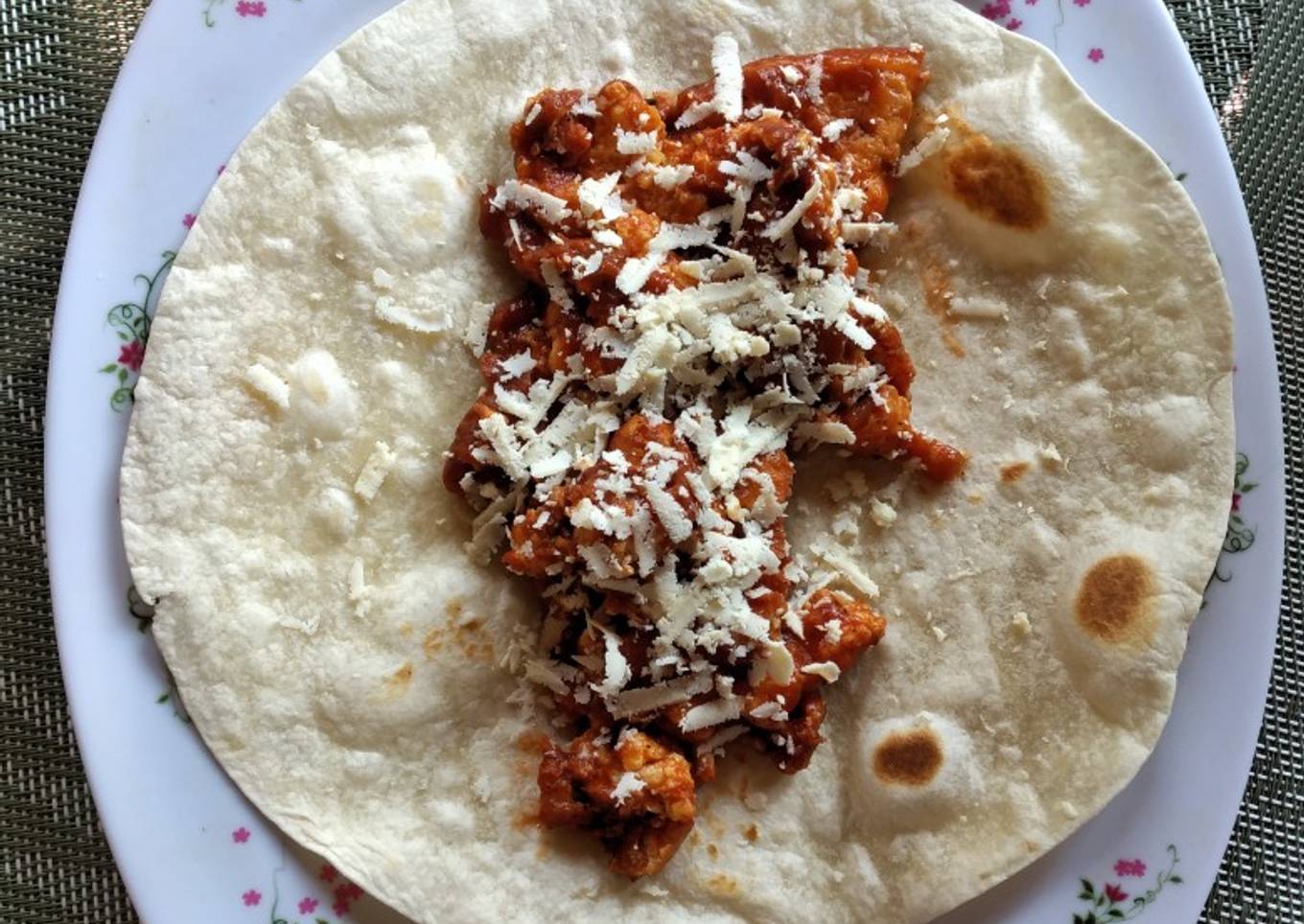 Huevito en chipotle para almuerzo