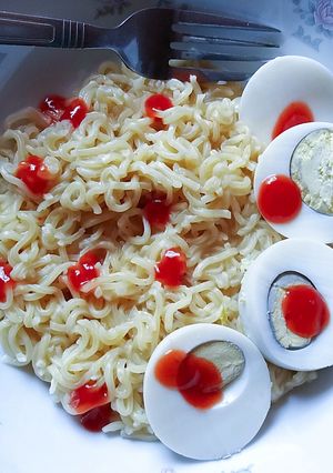A picture of Noodles.