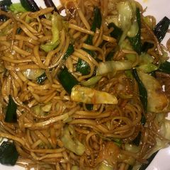 A picture of Cantonese Style Chow Mein.
