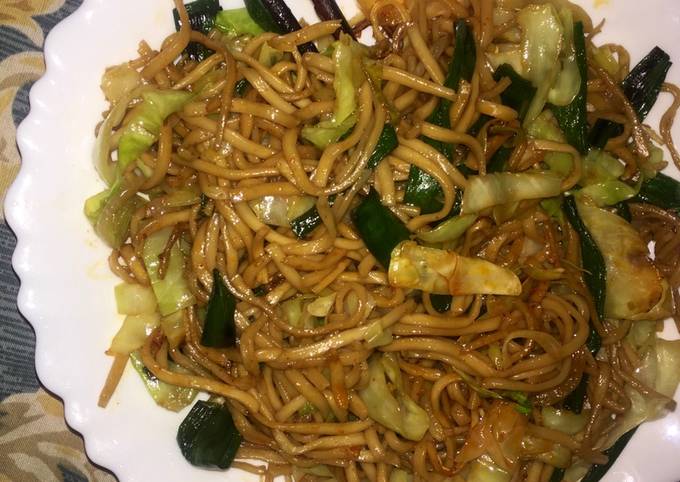 Cantonese Style Chow Mein