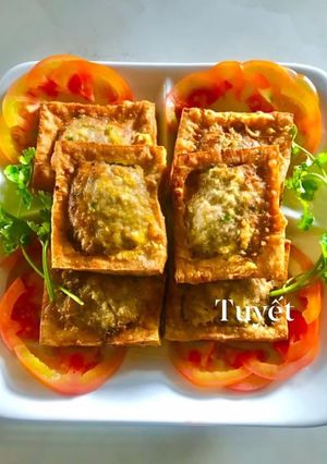 Hình của món Tàu hủ nhồi thịt chiên.