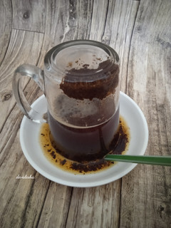 Foto resep Kupi Khop (Kopi Gelas Terbalik)