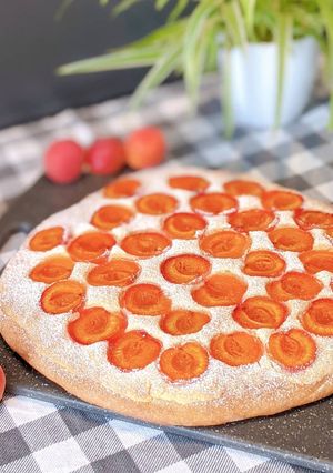 Une photo de Brioche SUPER moelleuse à la crème et abricots
