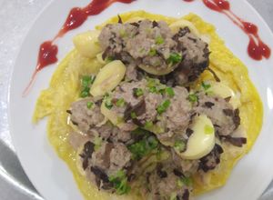 Hình của món Thịt viên hấp với đậu non và trứng chiên kiểu "Bố Nấu".