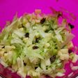 Ensalada de lechuga, manzana y queso
