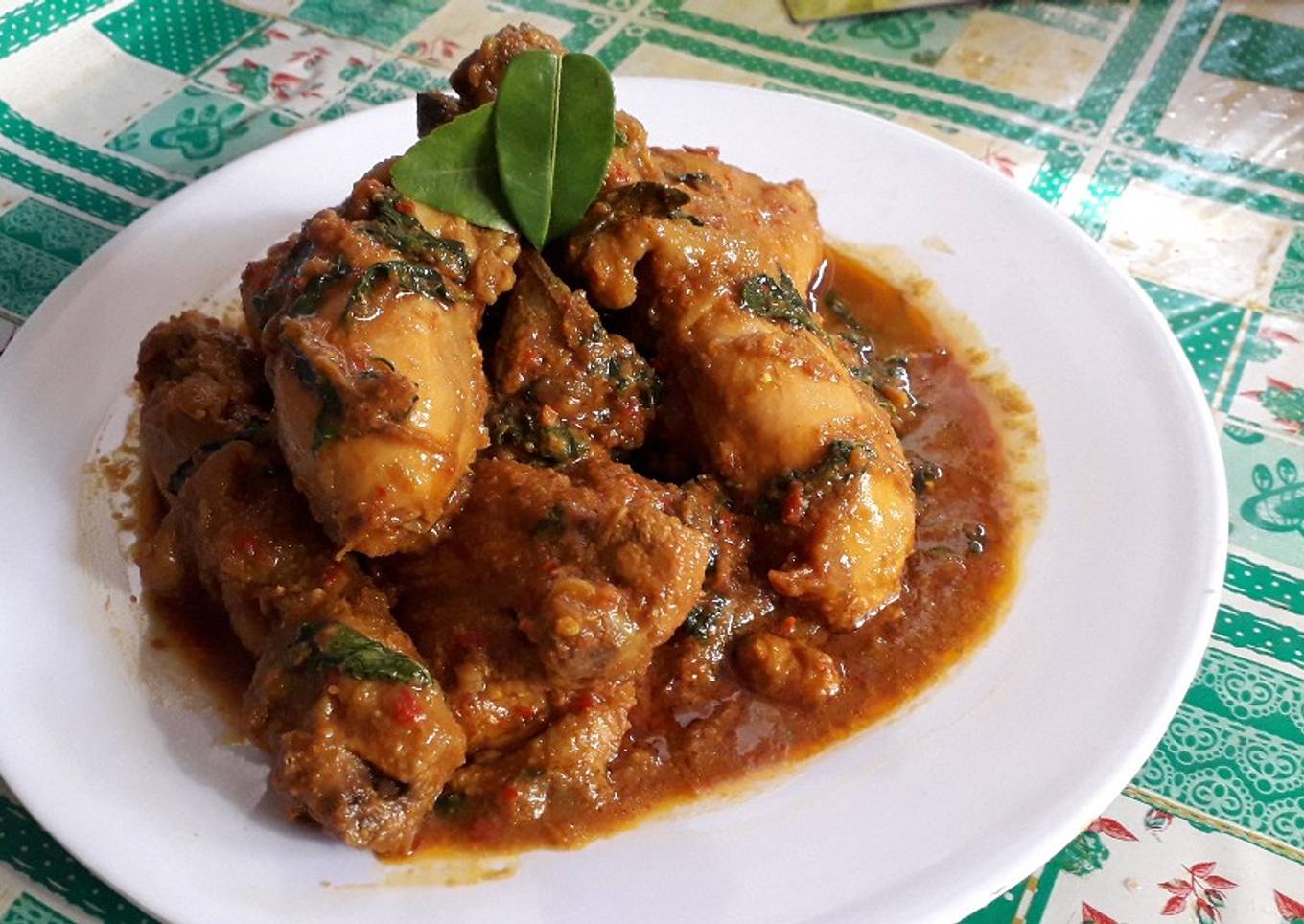 Rica - rica ayam enak pedas sedap