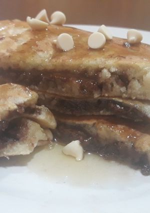 Una foto de Hot cakes rellenas de nutella