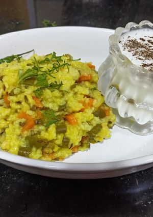 A picture of Mix Vegetable & Sprouts Khichdi.
