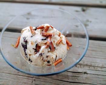 Fast Cooking Methods Salted Caramel Pretzel Ice Cream Very Delicious