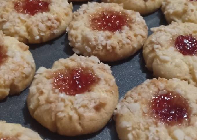 Thumbprint Strawberry Cookies