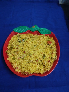 *கேப்ஸிகம் ரைஸ்*(capsicum rice recipe in tamil) செய்முறை முக்கிய புகைப்படம்