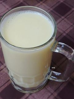 Hình của món SỮA hạnh nhân-đậu xanh-bí đỏ.