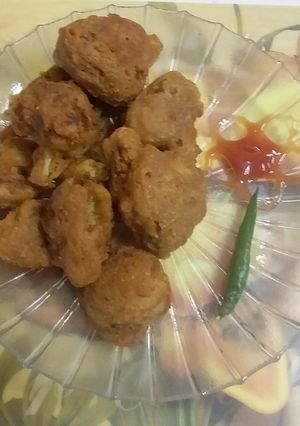 ফুল কপির পকোড়া রেসিপির প্রধান ছবি